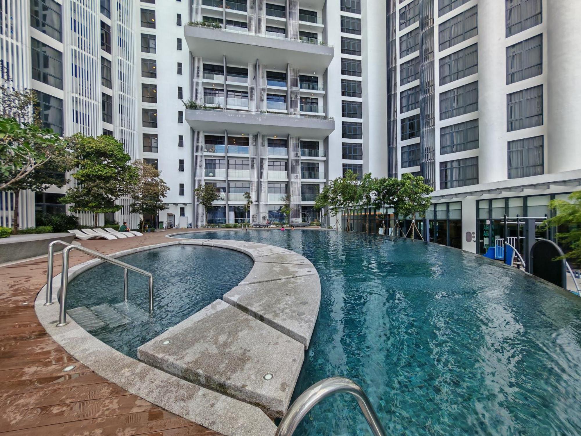 Apartment The Shore Kk Center By Meetsty Kota Kinabalu